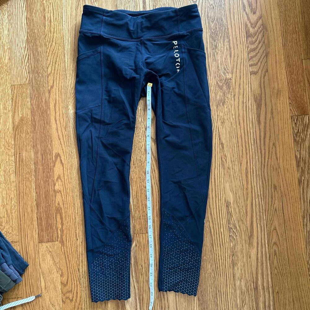 🏃‍♀️ Lululemon x Peloton Tight Stuff Running Leggings – Navy (Size 6)
